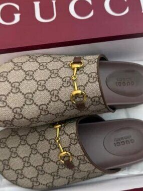 Gucci GG Supreme Canvas Mule Slippers - New with Box